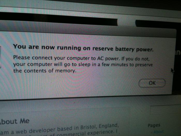 Mac warning that it is running on reserve battery power